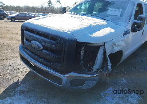 2015 Ford F-250 Xl из США, поврежденный, VIN 1FT7W2A68FEC17867